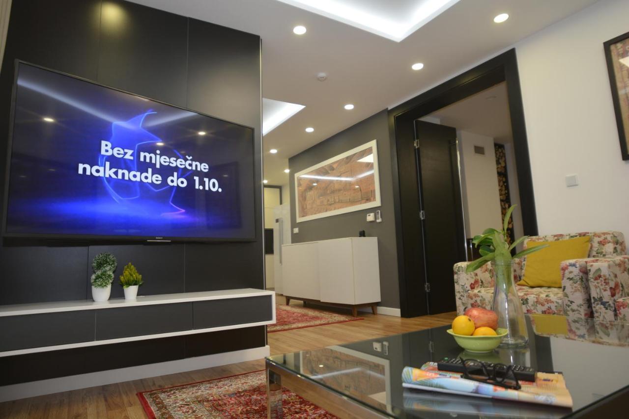 Apart Hotel Family Sarajevo Bagian luar foto